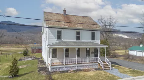 108 N Summer St, Adams, MA 01220