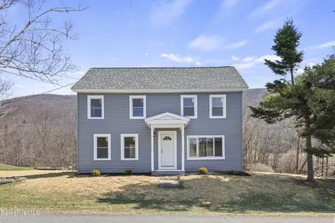 738 River Rd, Clarksburg, MA 01247