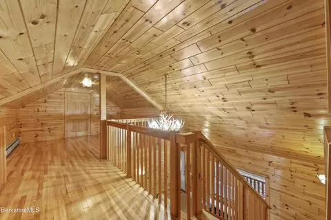 Entry Way - 633 E Otis Rd, Otis, MA 01253 photo 4 of 8