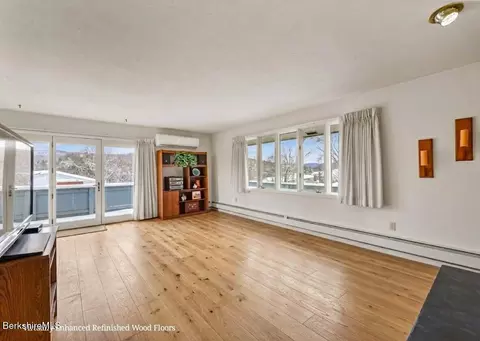 Living - 59 Joan Dr, Pittsfield, MA 01201 photo 6 of 7