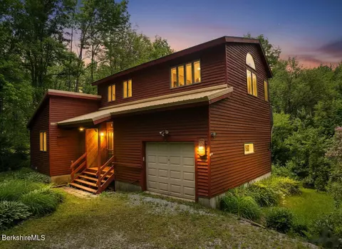 283 Benton Hill Rd, Becket, MA 01223