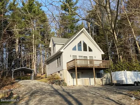 120 Rainbow Rd, East Otis, MA 01029