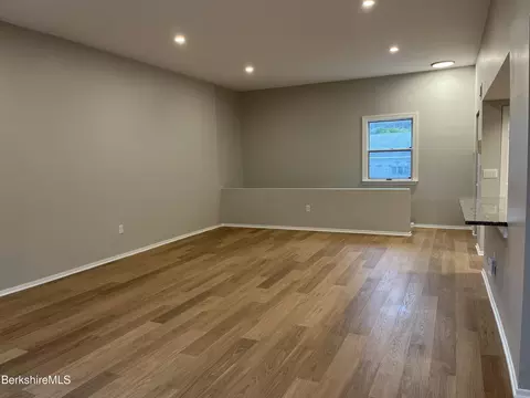 Living - 2 Rolling Hls # -4, Lenox, MA 01240 photo 2 of 5