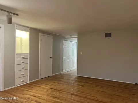 Living - 2 Rolling Hls # -4, Lenox, MA 01240 photo 5 of 5