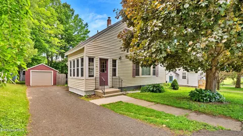 94 1st St, Dalton, MA 01226