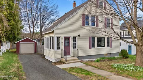 94 1st St, Dalton, MA 01226