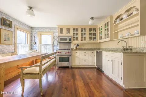 Kitchen - 841 Route 203 --, Austerlitz, NY 12165 photo 2 of 2