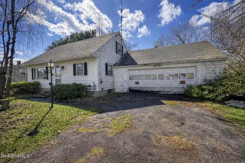 22 Wealthy Ave, Pittsfield, MA 01201