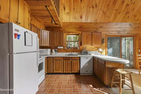 98 Loop Dr, Otis, MA 01253 photo 12