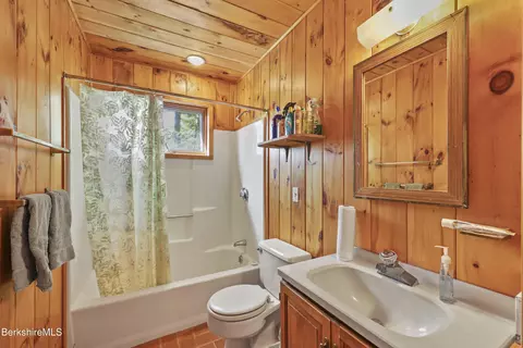98 Loop Dr, Otis, MA 01253 photo 19