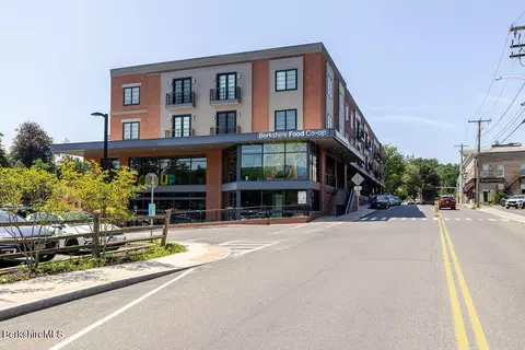 34 Bridge St #306, Great Barrington, MA 01230
