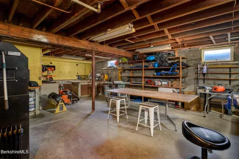Exterior - 166 Main St, Williamstown, MA 01267 photo 4 of 6