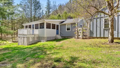 7 Lake Buel Rd, Great Barrington, MA 01230