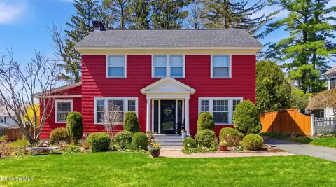 42 Lexington Pkwy, Pittsfield, MA 01201