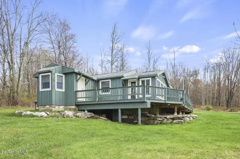 80 Southard Rd, Stephentown, NY 12168