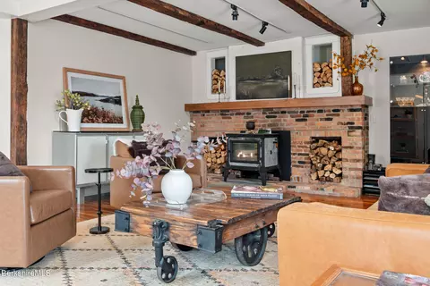 Living - 400 Rathbun Rd, Hancock, MA 01237 photo 3 of 5