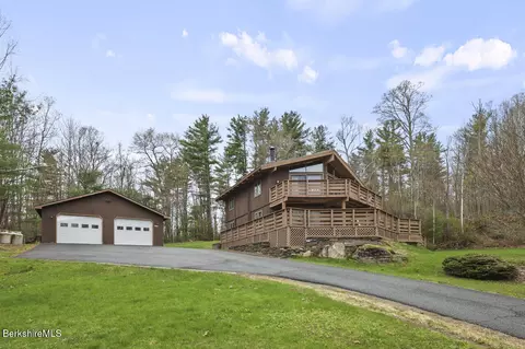 106 Miner Rd, Lanesborough, MA 01237