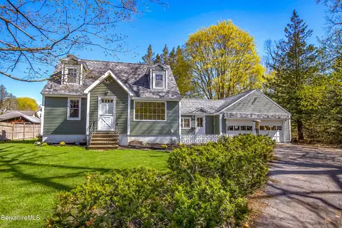 96 Boylston St Ext, Pittsfield, MA 01201
