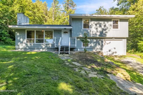 449 High St Hill Rd, Windsor, MA 01270
