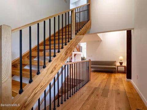 Entry Way - 160 High St, Lee, MA 01238 photo 3 of 4