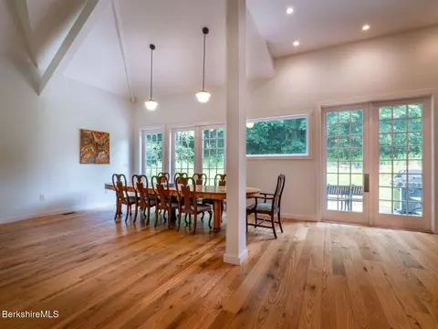 Dining - 160 High St, Lee, MA 01238 photo 1 of 2