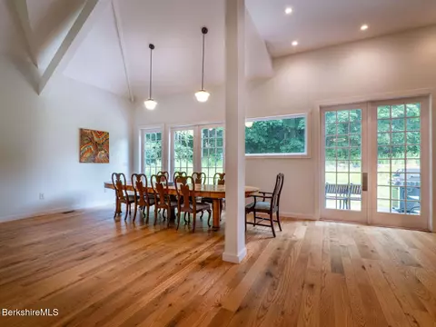 Dining - 160 High St, Lee, MA 01238 photo 1 of 2