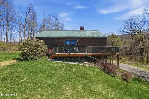 668 N Main St, Lanesborough, MA 01237