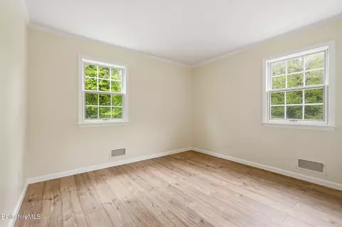 Bedroom - 98 N Rd, Monroe, MA 01350 photo 3 of 6