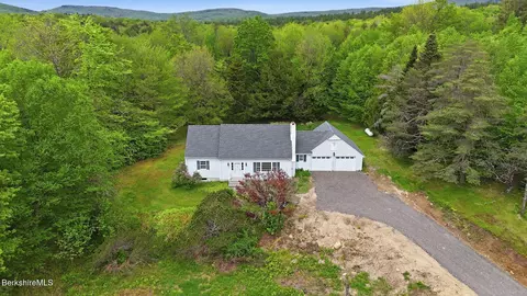 98 N Rd, Monroe, MA 01350
