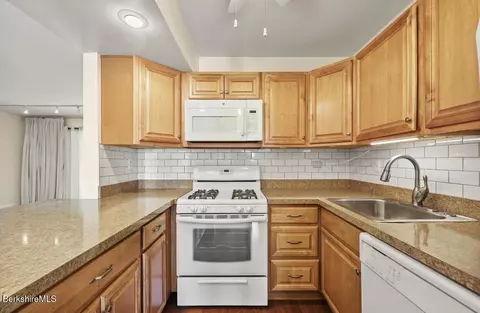 Kitchen - 3 Rolling #2, Lenox, MA 01240 photo 1 of 1