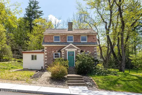 144 Cottage St, Great Barrington, MA 01230
