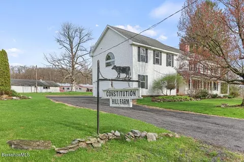 10 Goodell Rd, Lanesborough, MA 01237
