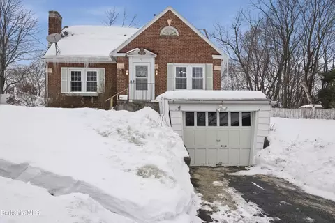 53 Edison Ave, Pittsfield, MA 01201