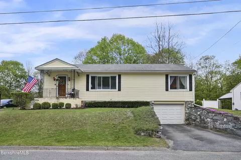 60 Willow St, Adams, MA 01220