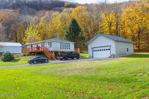 33 Gattuso Dr, North Adams, MA 01247
