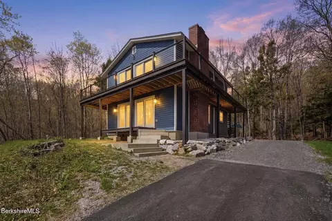 349 N Washington State Rd, Washington, MA 01223