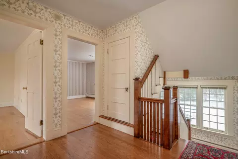 Entry Way - 111 Park St, Williamstown, MA 01267 photo 4 of 5