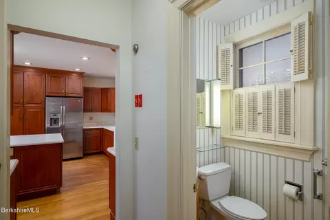Entry Way - 111 Park St, Williamstown, MA 01267 photo 1 of 5