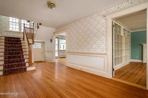 Entry Way - 111 Park St, Williamstown, MA 01267 photo 2 of 5