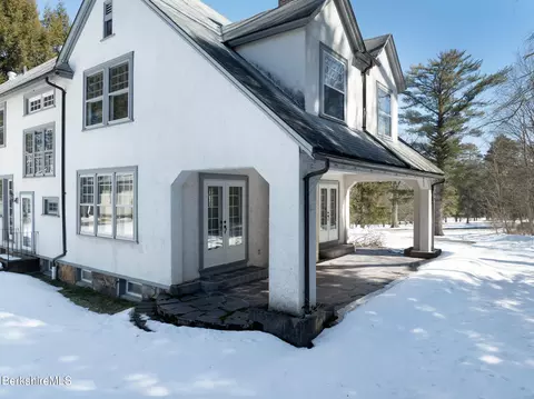 Exterior - 111 Park St, Williamstown, MA 01267 photo 9 of 9
