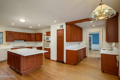 Kitchen - 111 Park St, Williamstown, MA 01267 photo 6 of 8