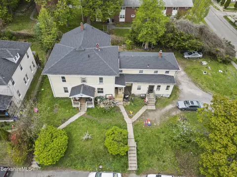 8-12 Hall Pl, Pittsfield, MA 01201