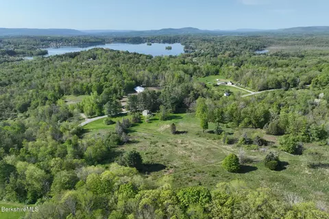 80 Miner Rd, Lanesborough, MA 01237