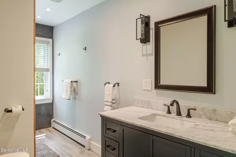 Bath - 249 Boardman St, Sheffield, MA 01257 photo 2 of 6
