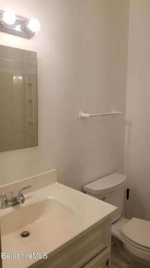 Bath - 465 Chapel St, Lee, MA 01238 photo 1 of 10