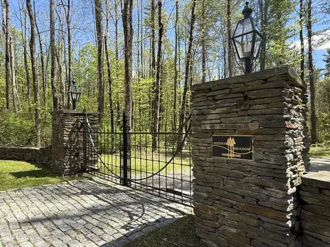 286 Lee Rd, Lenox, MA 01240 photo 6
