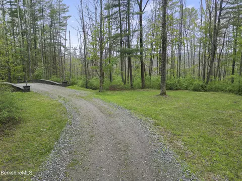 286 Lee Rd, Lenox, MA 01240 photo 12