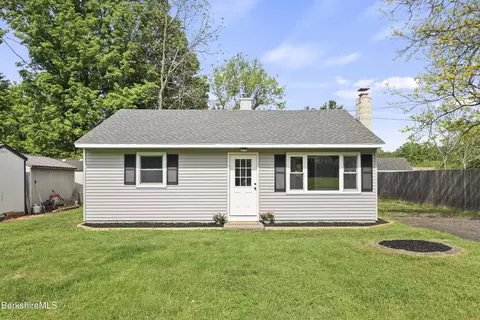 53 Tabar Ave, Lee, MA 01238