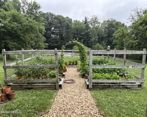 Exterior - 33 Ford Rd, Old Chatham, NY 12136 photo 7 of 9