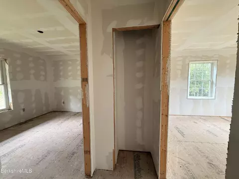 Entry Way - 15 Haskell Rd, Peru, MA 01235 photo 4 of 4